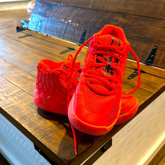 Great condition PUMA men’s sneakers no sign of wear and tear size men’s 7 - Picture 7 of 9